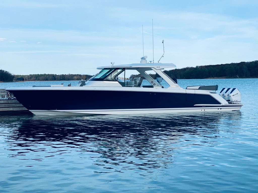 2021 Tiara Yachts 43 LS