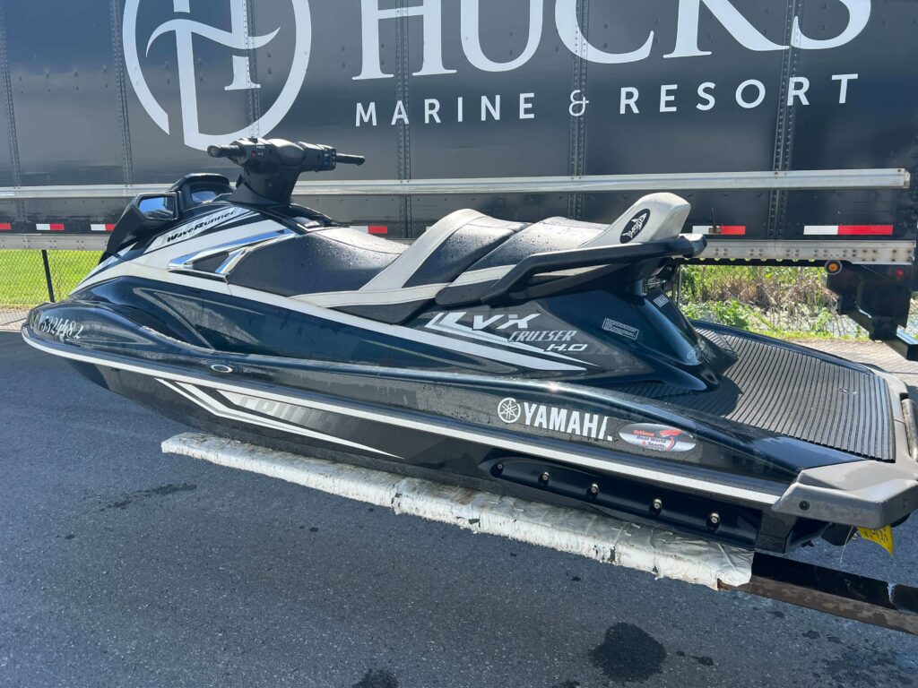 2016 Yamaha Waverunner VX Crusier