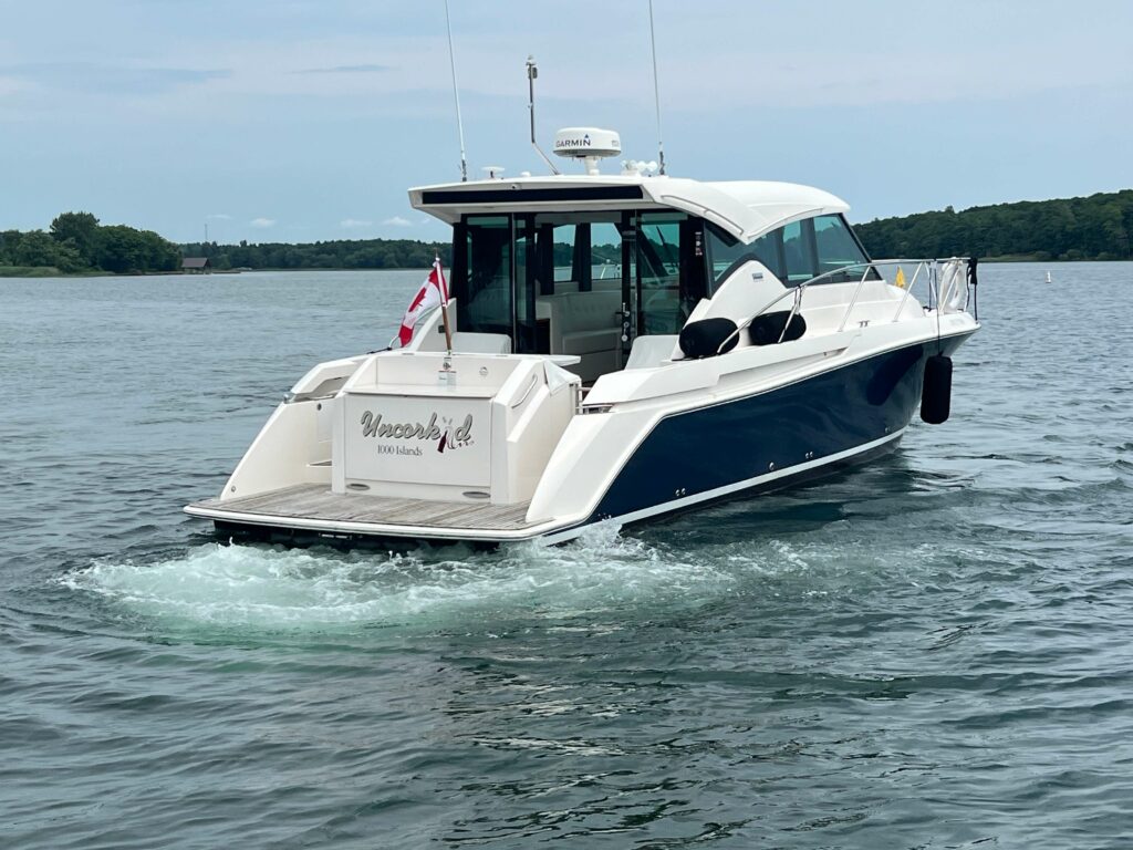 2017 Tiara Yachts C39 Coupe