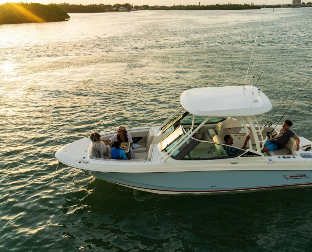 2025 Boston Whaler Boston Whaler 240 Vantage