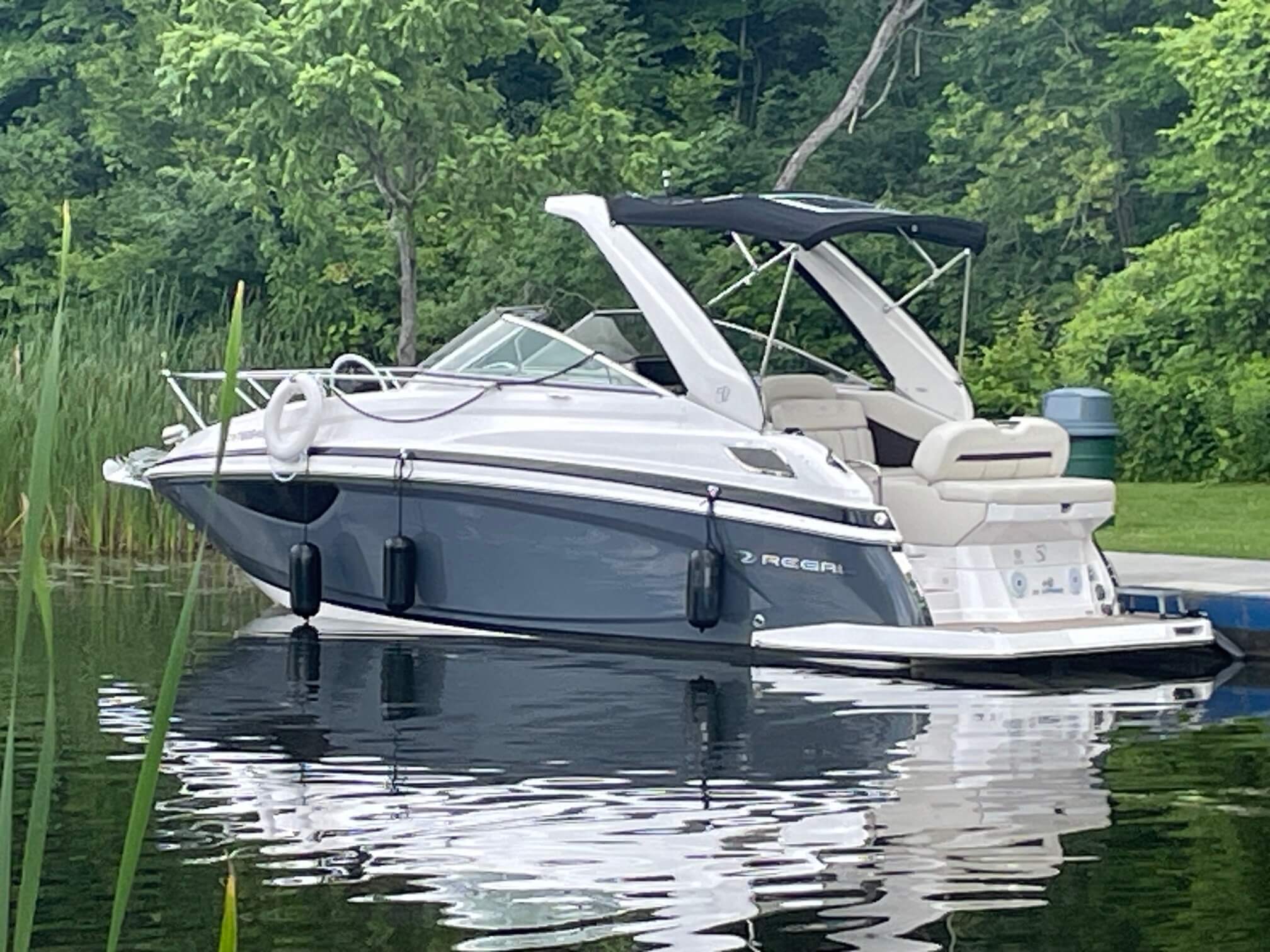 2021 Regal 28 Express Cruiser For Sale