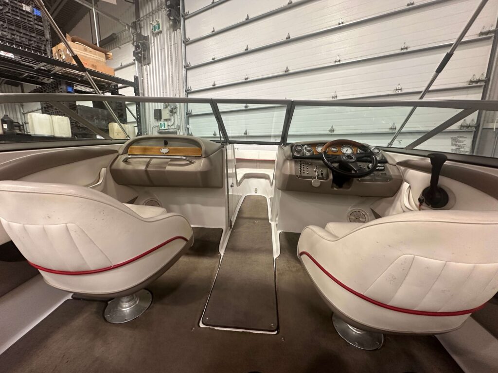 2003 Cobalt 200 Bowrider