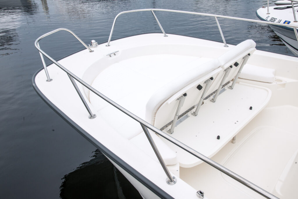 2024 Boston Whaler 21 Montauk