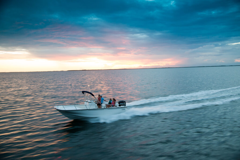 2024 Boston Whaler 21 Montauk