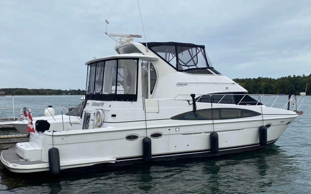 2001 Carver 444 CMY For Sale