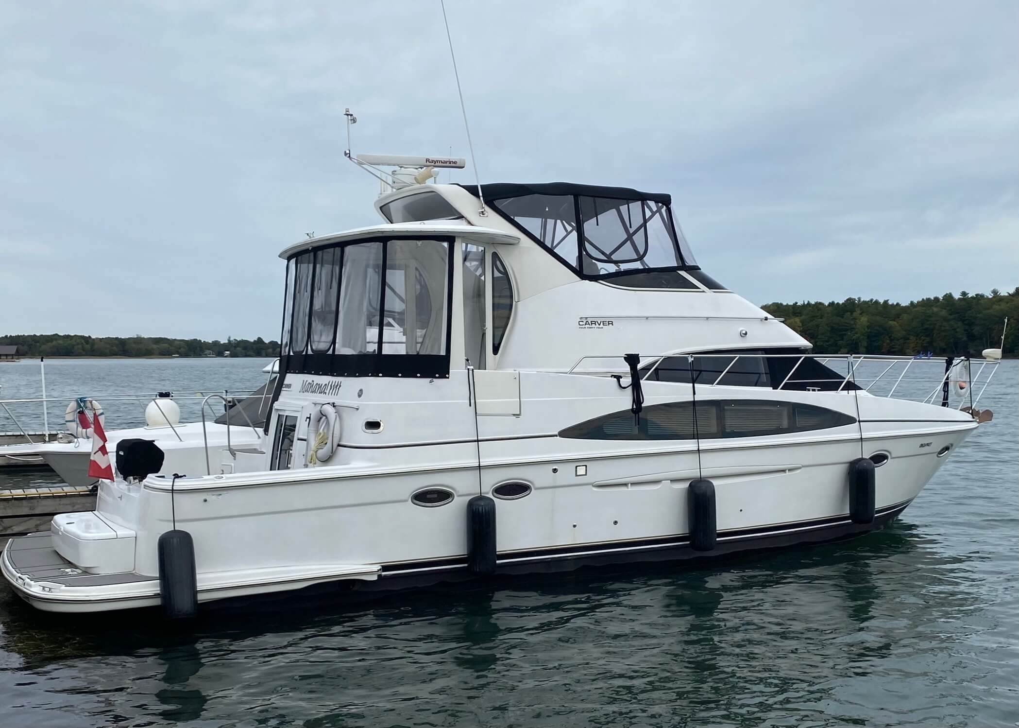 2001 Carver 444 CMY For Sale